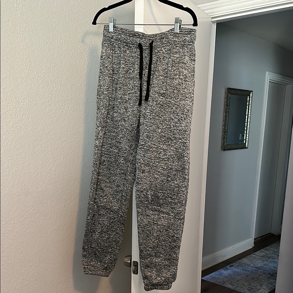 Women’s Gray Jogger Pants